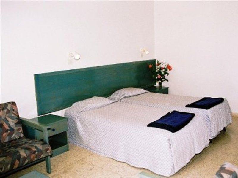 Cordelia Hotel Apartments ไอยานาปา ภายนอก รูปภาพ