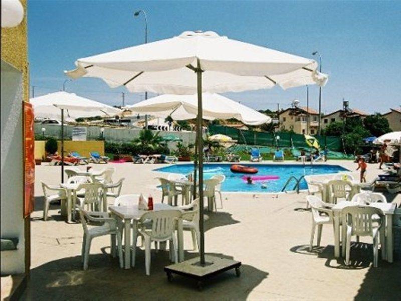 Cordelia Hotel Apartments ไอยานาปา ภายนอก รูปภาพ